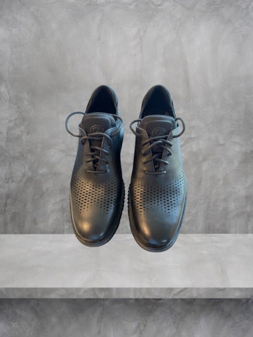 Cole Haan 2.Zerogrand Laser Wingtip Oxfords - Black Leather - Men's Size 8 M